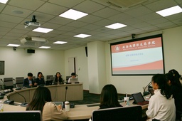 活动回顾｜疯av
举办就业服务月系列活动之「申博、求职经验分享会」