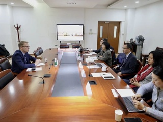 活动回顾｜欧盟驻华代表团政务、媒体与信息处处长史明宽先生到访疯av
